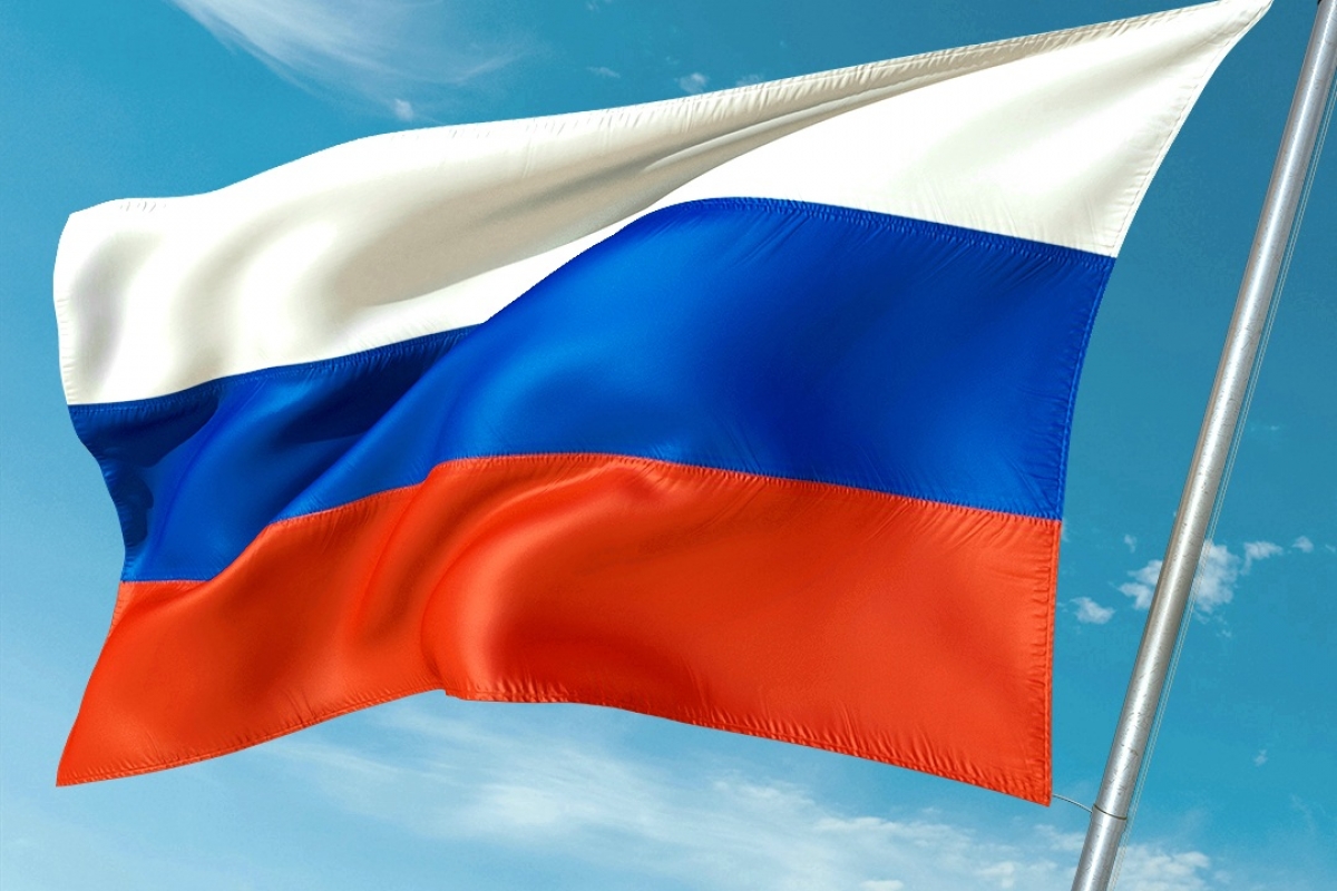 Знамя Триколор в России